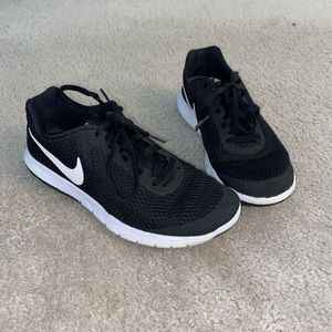 Black Nike shoes